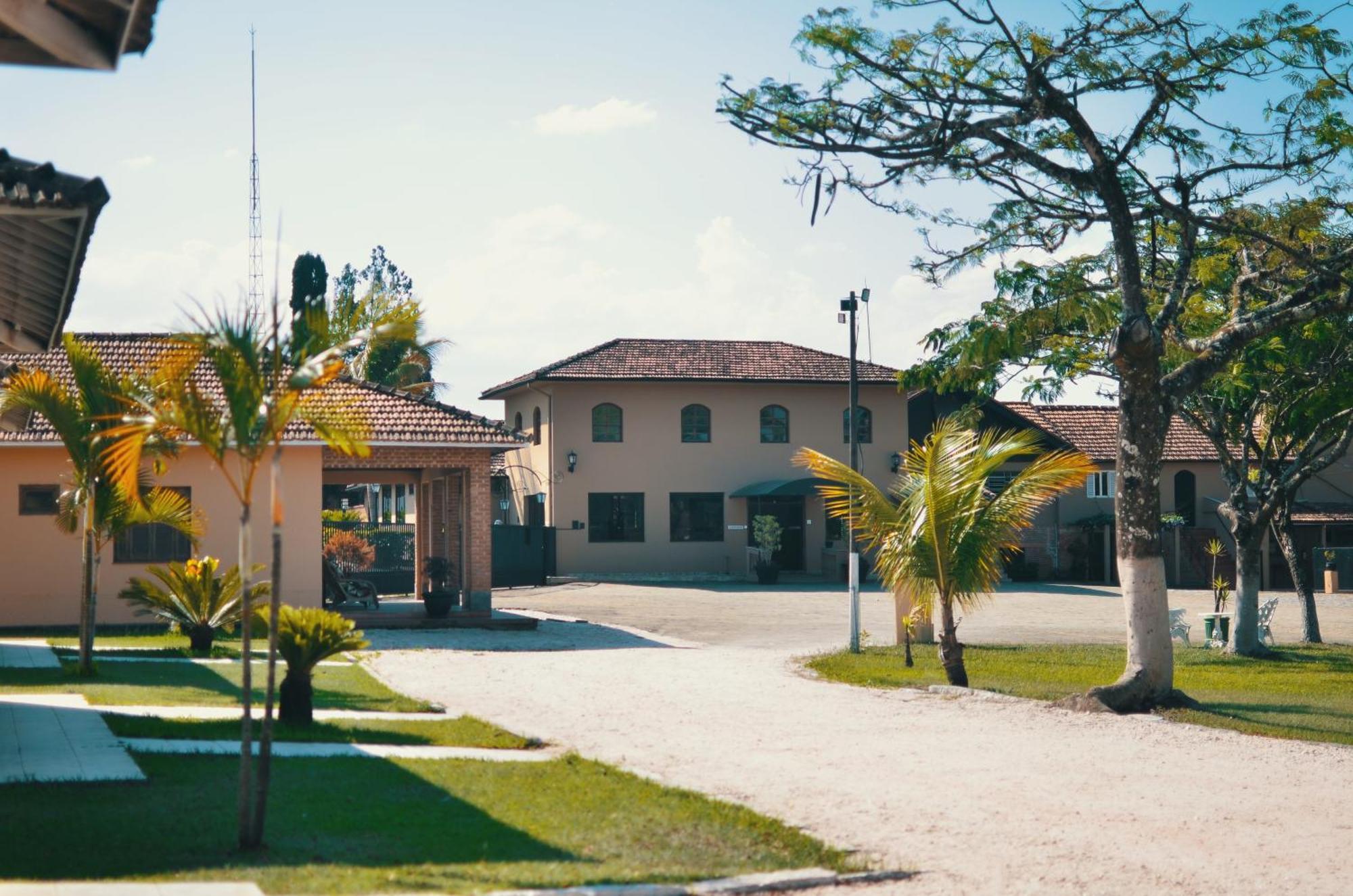 O Paturi - Village Hotel Proximo Aparecida Guaratinguetá Eksteriør bilde